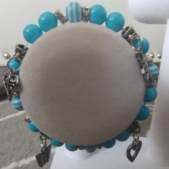 Beaded Blue Charm Bracelet - Picture 13 of 14